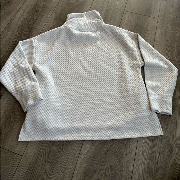 Nine West woman’s turtle neck sweater very warm and soft - Picture 2 of 4